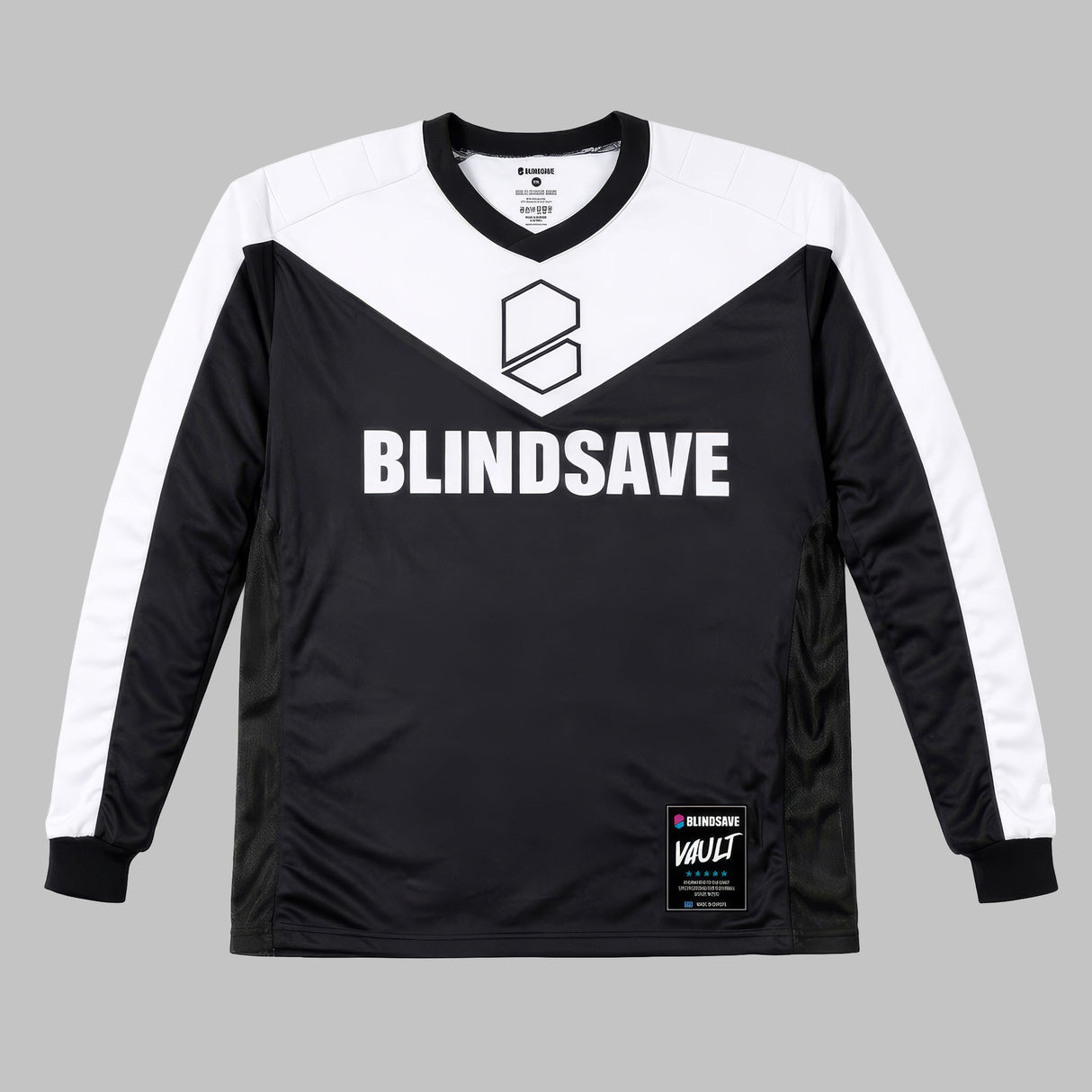 BLINDSAVE VAULT BLACK MAALIVAHDIN PAITA
