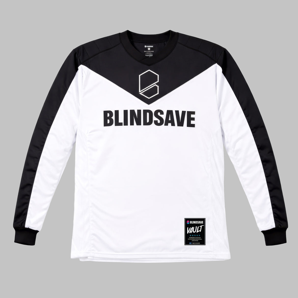 BLINDSAVE VAULT WHITE MAALIVAHDIN PAITA