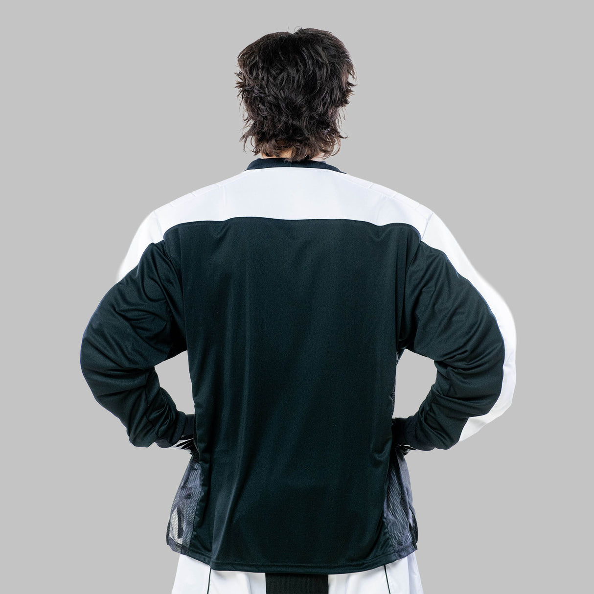 BLINDSAVE VAULT BLACK MAALIVAHDIN PAITA